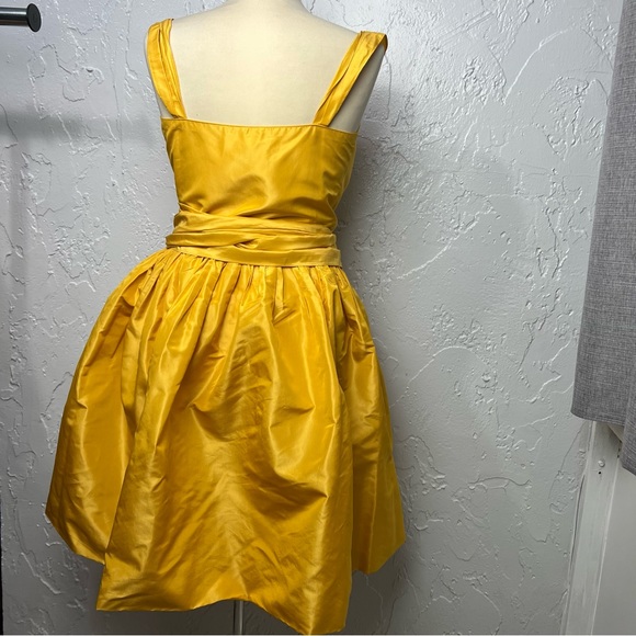 Diane Von Furstenberg Taffeta Silk Yellow Wrap Dress Small - Picture 4 of 14